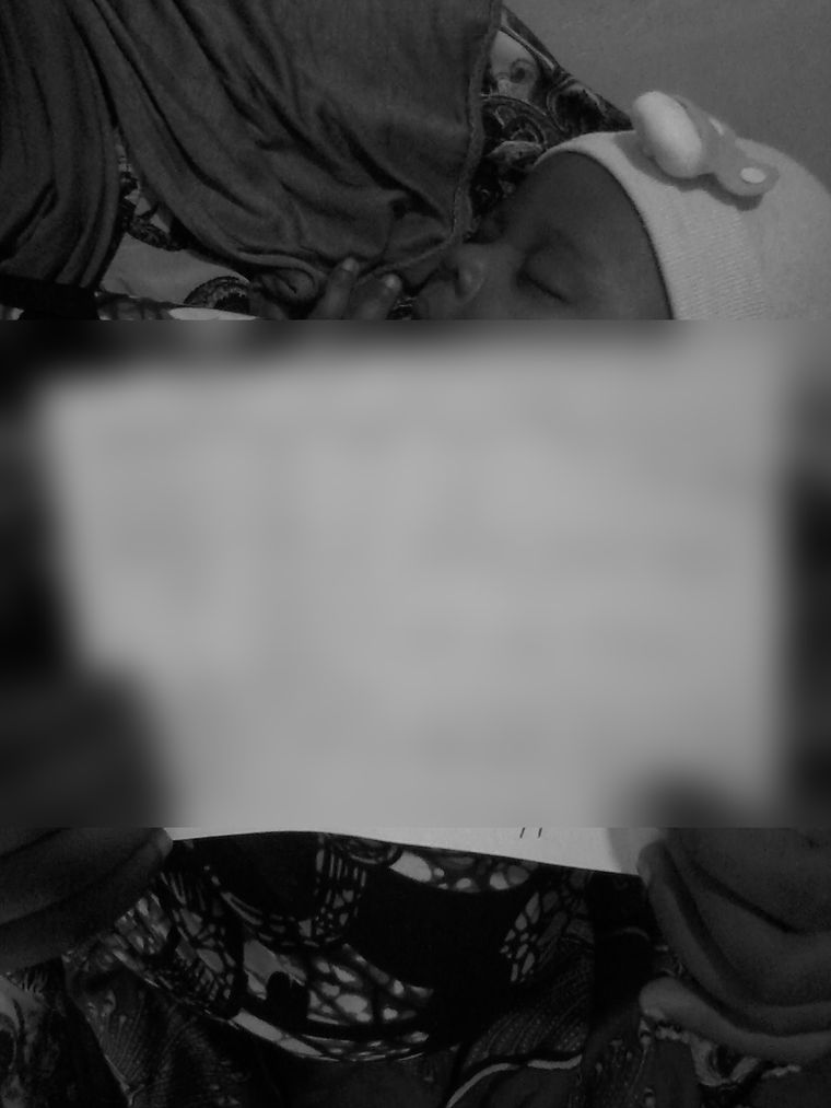 진료 기록을 들고 있는 아이